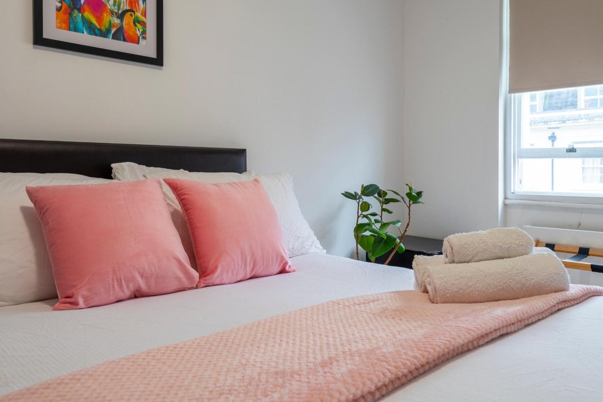 Dazzling Room Near Paddington/Elizabeth Stn Λονδίνο Εξωτερικό φωτογραφία